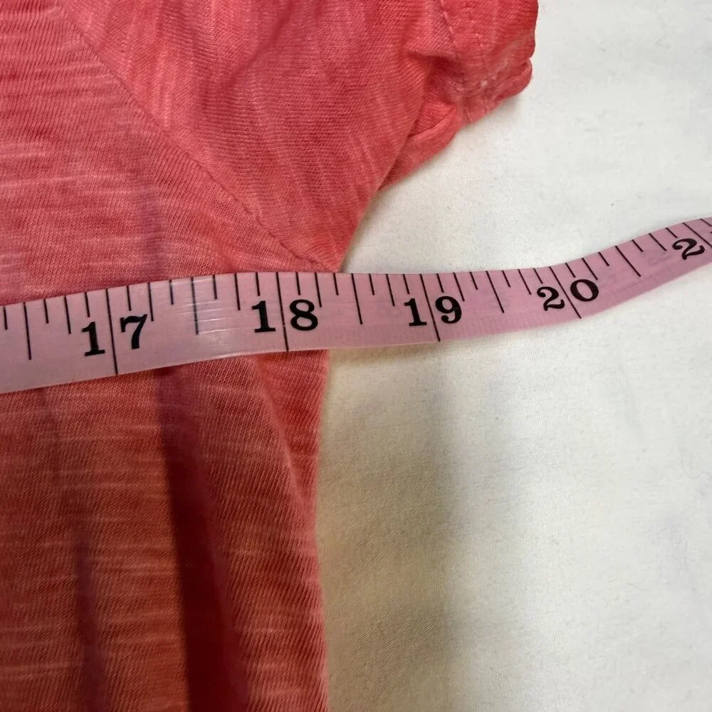 The North Face Women’s V-Neck Tee Medium Heather Red Ombre EUC - Picture 8 of 9